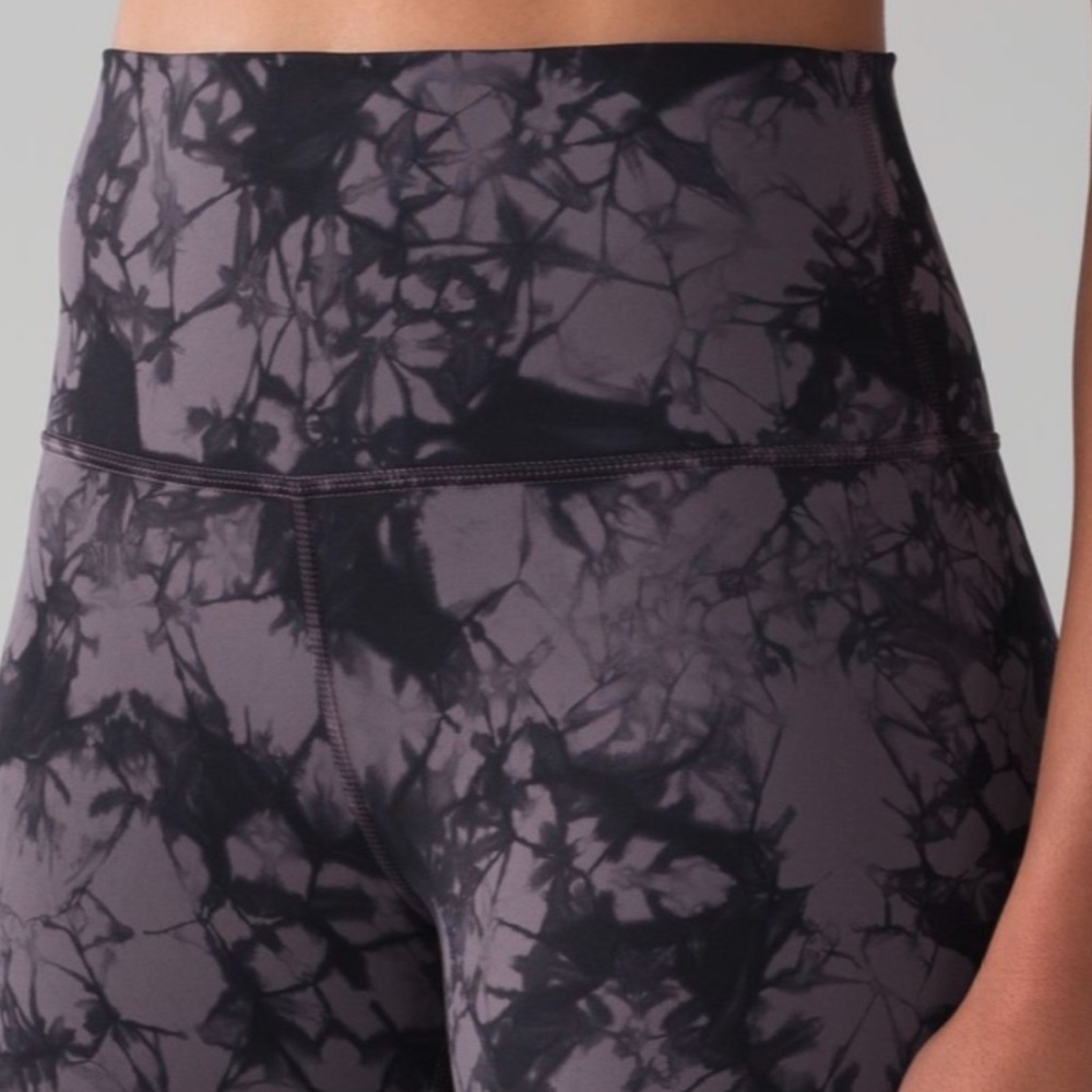 Lululemon Wunder Under Shibori Legging - Picture 2 of 8